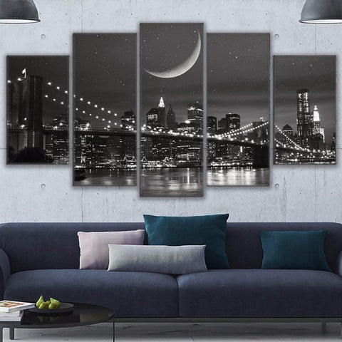 Image of Brooklyn Bridge with Moon